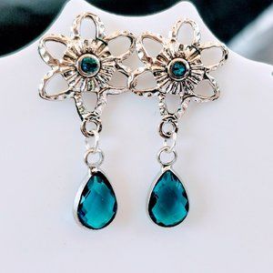 Flower Stud Earrings with Blue Zircon Earrings
